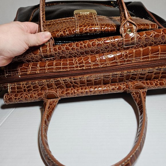 Samantha Brown black Crocodile Embossed Dowel Travel Carry on Trolley Sleeve - Picture 9 of 14